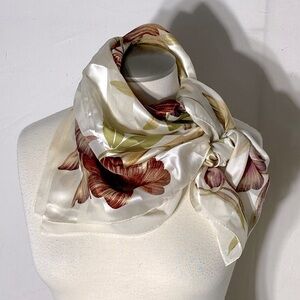 5/$25 Vintage Liz Claiborne Silk Floral Scarf